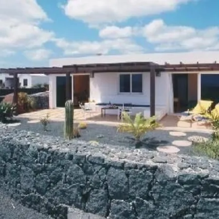 Mit Geraeumiger Terrasse Playa Blanca (Lanzarote)